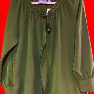 Simply Vera Vera Wang Green Ruched Blouse